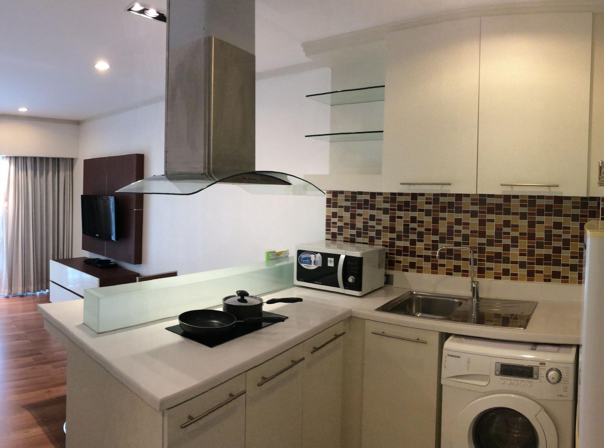 Sathorn Grace Serviced Residence Бангкок Экстерьер фото