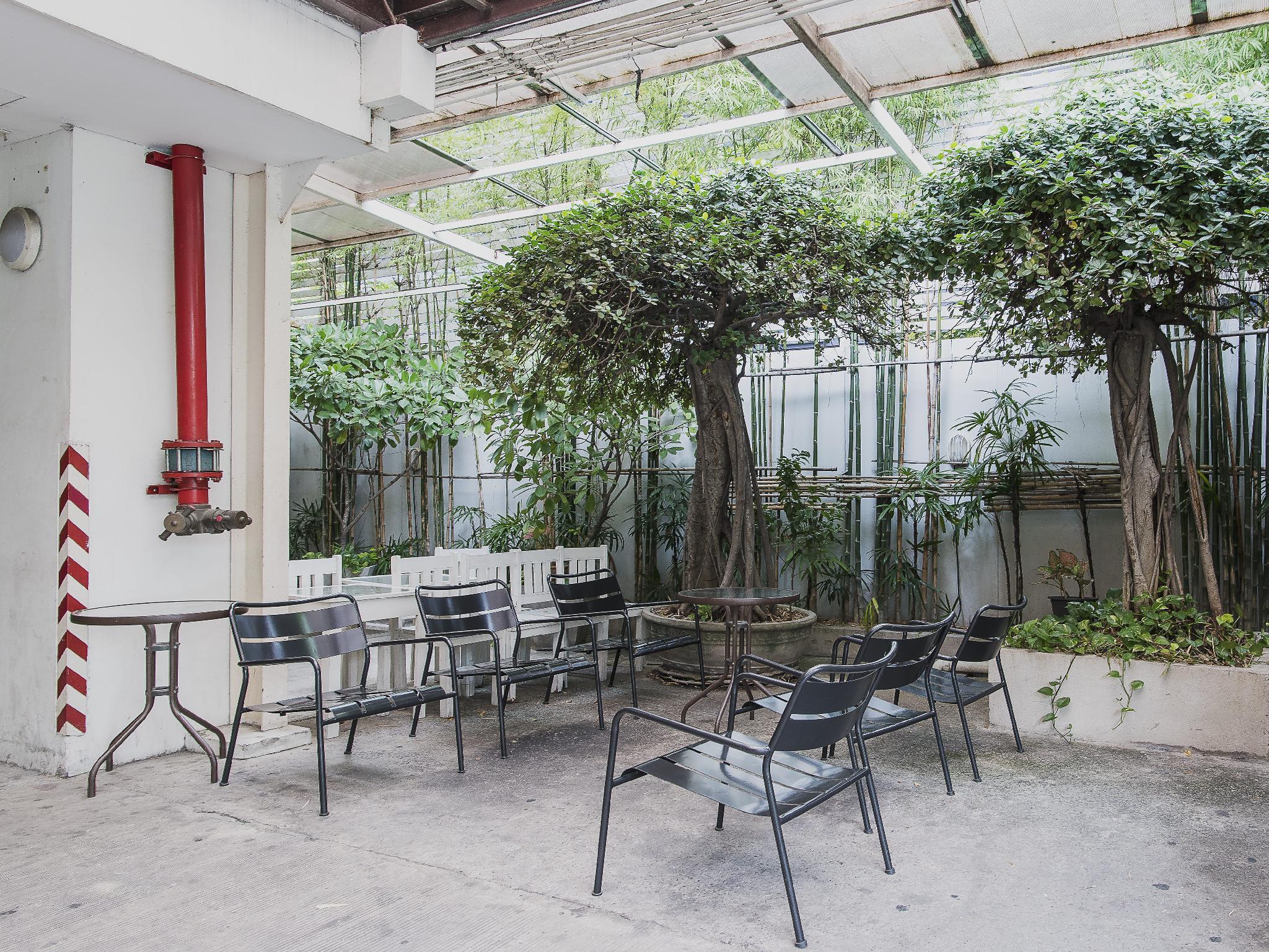 Sathorn Grace Serviced Residence Бангкок Экстерьер фото